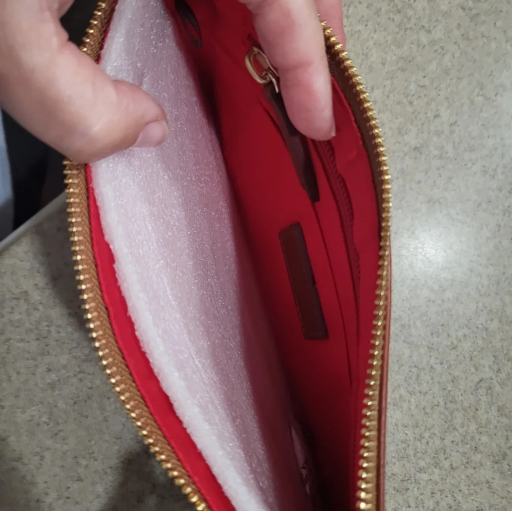 Dooney and Bourke wristlet- NFL New England Patriots - Picture 2 of 3